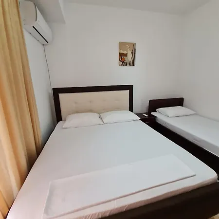 Ledio Apartament