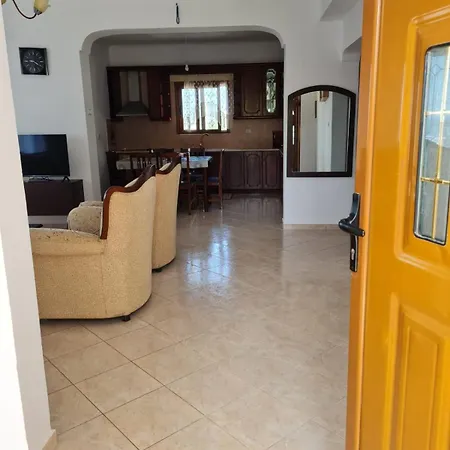 Apartament Ledio